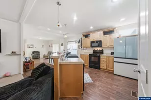104 Essex Dr SE, Aumsville, OR 97325 - Photo 6