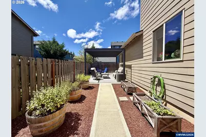 1202 Albatross Ct, Sweet Home, OR 97386 - Photo 30