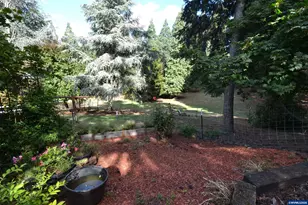 6962 Macleay Rd SE, Salem, OR 97317 - Photo 16