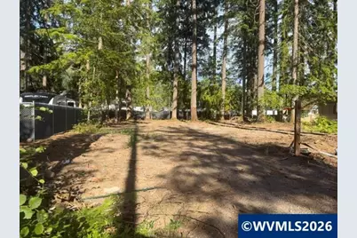 125 Deer St, Detroit, OR 97342 - Photo 2