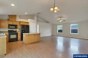 4603 Chaparral Dr SE, Salem, OR 97302 - Photo 4