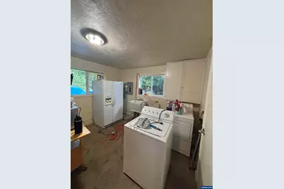 1005 Glenview Wy NW, Salem, OR 97304 - Photo 24