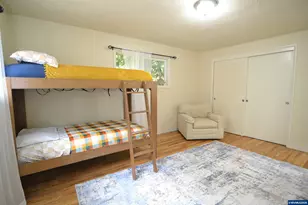 1005 Glenview Way NW, Salem, OR 97304 - Photo 16