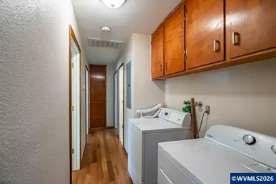 709 28th Av SE, Albany, OR 97322 - Photo 12