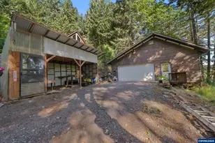 27020 Reese Creek Rd, Monroe, OR 97456 - Photo 4