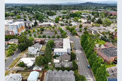 415 SW 11th St, Corvallis, OR 97333 - Photo 14