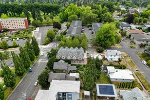 421 SW 11th St, Corvallis, OR 97333 - Photo 22