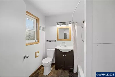 777 1/2 E Milton St, Lebanon, OR 97355 - Photo 12