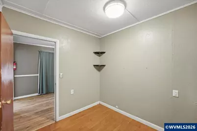 777 1/2 E Milton St, Lebanon, OR 97355 - Photo 14