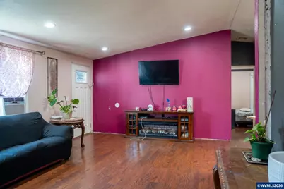 300 S Everest Rd #19, Newberg, OR 97132 - Photo 6