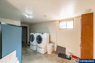 157 NE Fern Ct, Dallas, OR 97338 - Photo 46