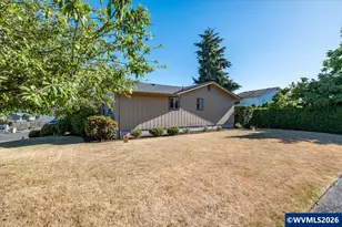 157 NE Fern Ct, Dallas, OR 97338 - Photo 6