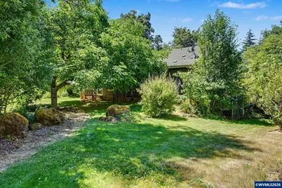 5714 Crooked Finger Rd NE, Scotts Mills, OR 97375 - Photo 46
