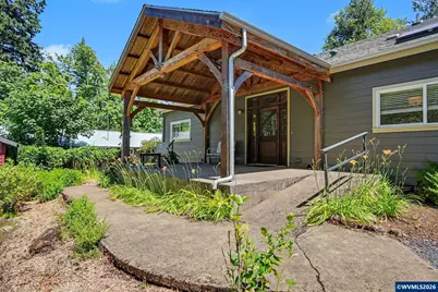5714 Crooked Finger Rd NE, Scotts Mills, OR 97375 - Photo 4