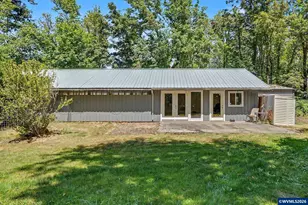5714 Crooked Finger Rd NE, Scotts Mills, OR 97375 - Photo 42