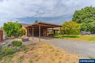 37163 Pony Ln, Lebanon, OR 97355 - Photo 4