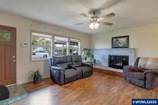 37163 Pony Ln, Lebanon, OR 97355 - Photo 6