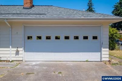 18441 SE Clinton St, Gresham, OR 97030 - Photo 4