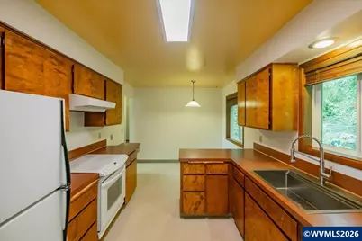 20141 S Zina Ct, Oregon City, OR 97045 - Photo 12