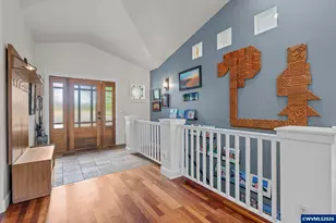 447 NW Mount Mazama St, McMinnville, OR 97128 - Photo 6