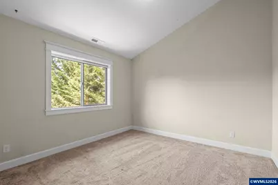 5102 E Longest Dr, Newberg, OR 97132 - Photo 24