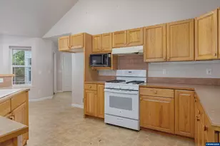 1565 SE Running Springs Ct, Newport, OR 97365 - Photo 18