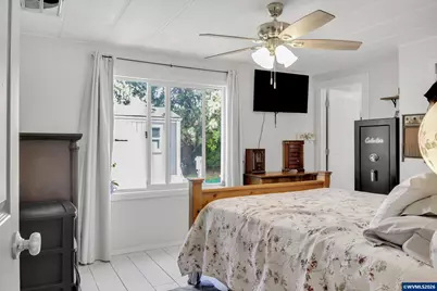 31919 N Lake Creek Dr Dr, Tangent, OR 97389 - Photo 12