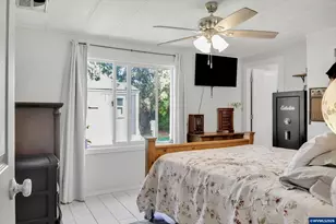 31919 N Lake Creek #49 Dr, Tangent, OR 97389 - Photo 12