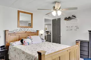 31919 N Lake Creek #49 Dr, Tangent, OR 97389 - Photo 14
