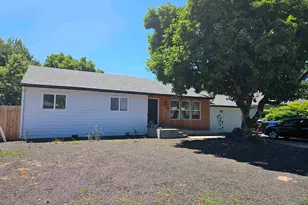 4130 Center St NE, Salem, OR 97301 - Photo 2