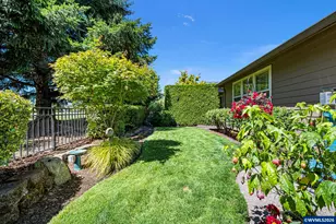 426 Troon Ave, Woodburn, OR 97071 - Photo 42
