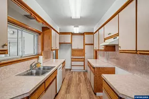 135 St Mary&apos S Av, Mount Angel, OR 97362 - Photo 10