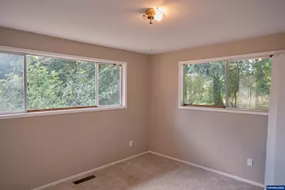 37672 Rodgers Dr, Scio, OR 97374 - Photo 14