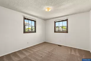 2500 Tudor Wy SE, Albany, OR 97322 - Photo 14