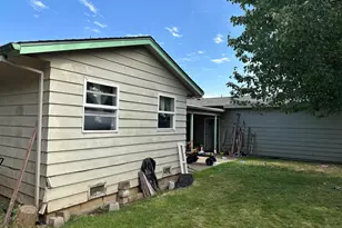 641 Bryan St, Woodburn, OR 97071 - Photo 6