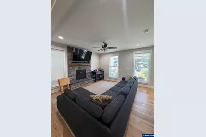 340 Janice Ct, Detroit, OR 97342 - Photo 6