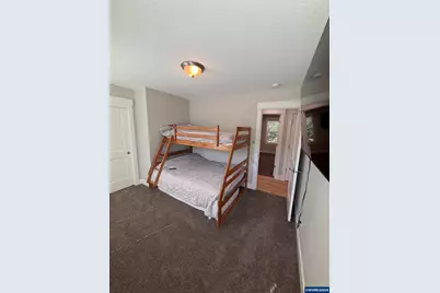 340 Janice Ct, Detroit, OR 97342 - Photo 10