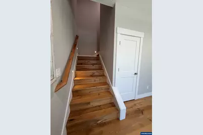 340 Janice Ct, Detroit, OR 97342 - Photo 8