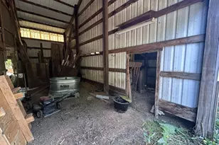 21095 SW Old Pacific Hwy, Sherwood, OR 97140 - Photo 22