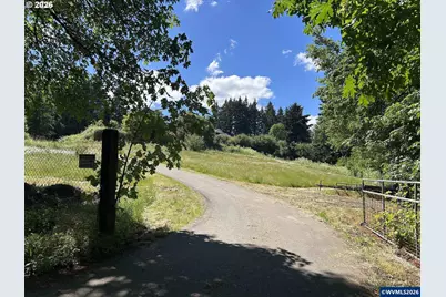 21095 SW Old Pacific Hwy, Sherwood, OR 97140 - Photo 2