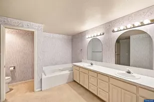 732 Castle Pines Dr N, Keizer, OR 97303 - Photo 22