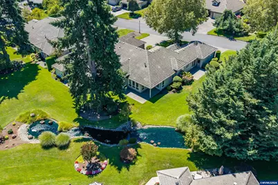 732 Castle Pines Dr N, Keizer, OR 97303 - Photo 1