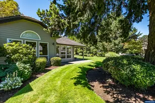 732 Castle Pines Dr N, Keizer, OR 97303 - Photo 30