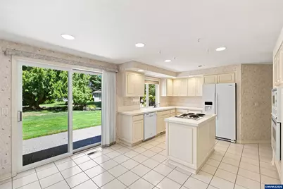 732 Castle Pines Dr N, Keizer, OR 97303 - Photo 16