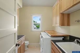 764 3rd St, Lyons, OR 97358 - Photo 24