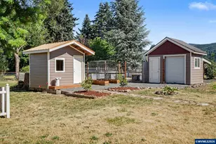 764 3rd St, Lyons, OR 97358 - Photo 42