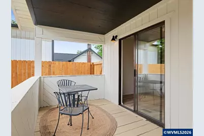 411 S 1st St, Silverton, OR 97381 - Photo 14