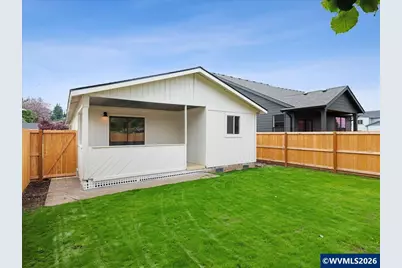 411 S 1st St, Silverton, OR 97381 - Photo 16