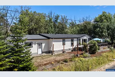 1208 Grant St, Philomath, OR 97370 - Photo 2
