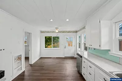 969 SE Miller Av, Dallas, OR 97338 - Photo 6